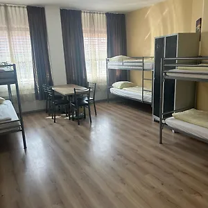  Ostello Budget