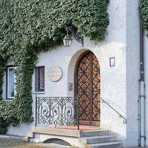 Hotel Gaestehaus Englischer Garten, Munich